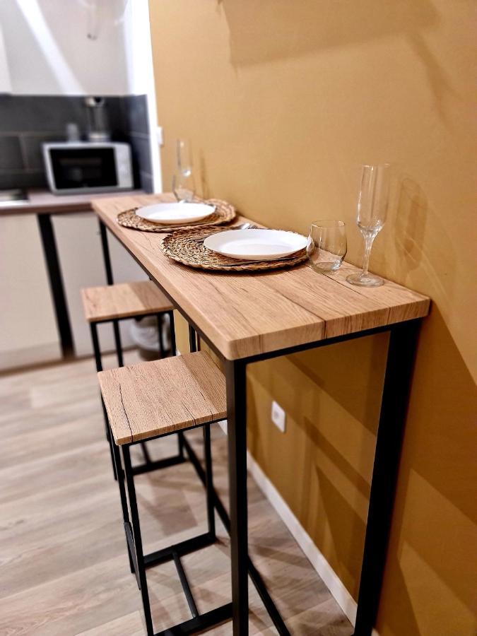 Ng Suitehome - Lille I Tourcoing Winoc - Appartement T2 - Netflix - Wifi - Cuisine - Parking Gratuit Eksteriør bilde