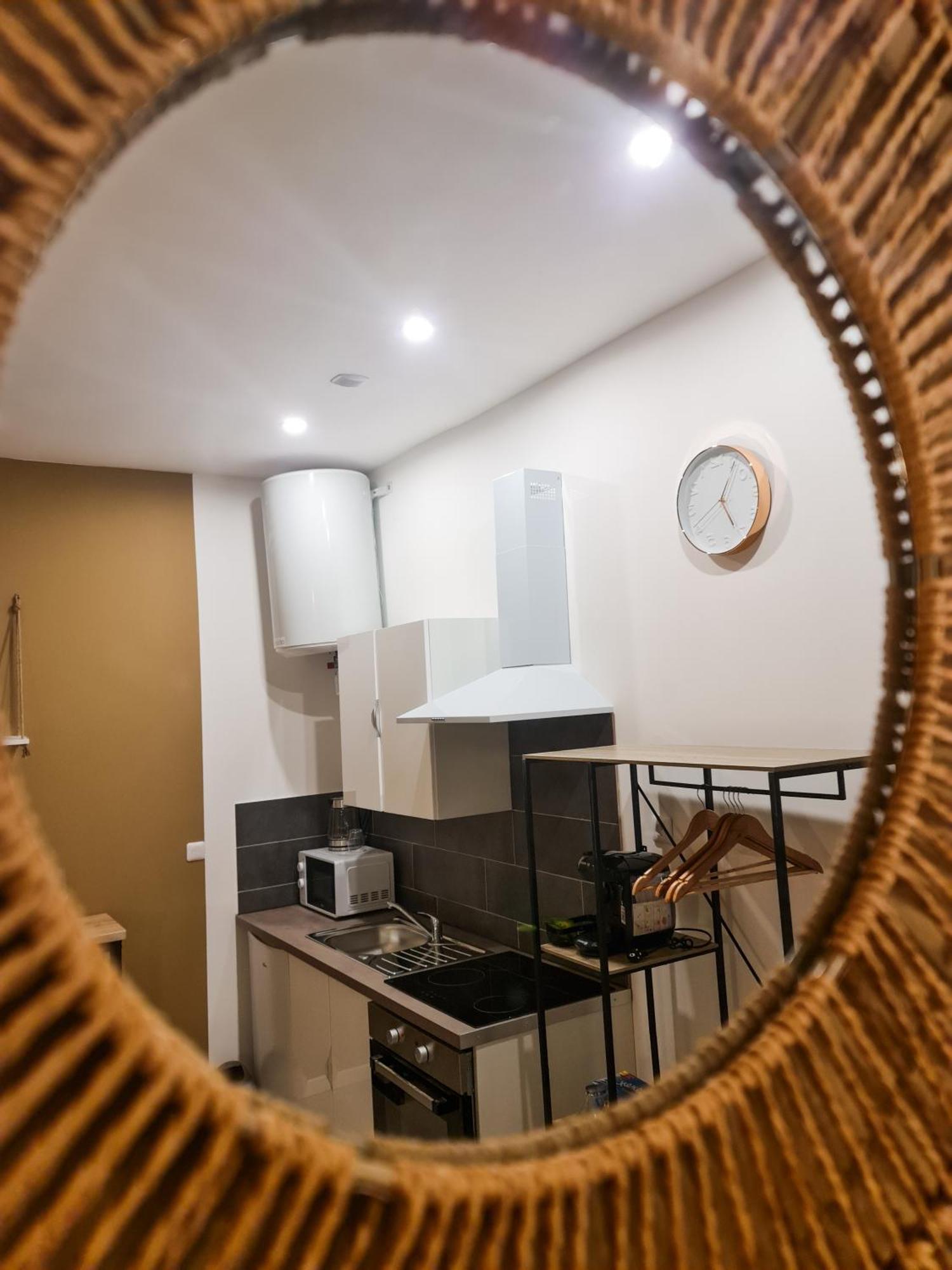 Ng Suitehome - Lille I Tourcoing Winoc - Appartement T2 - Netflix - Wifi - Cuisine - Parking Gratuit Eksteriør bilde