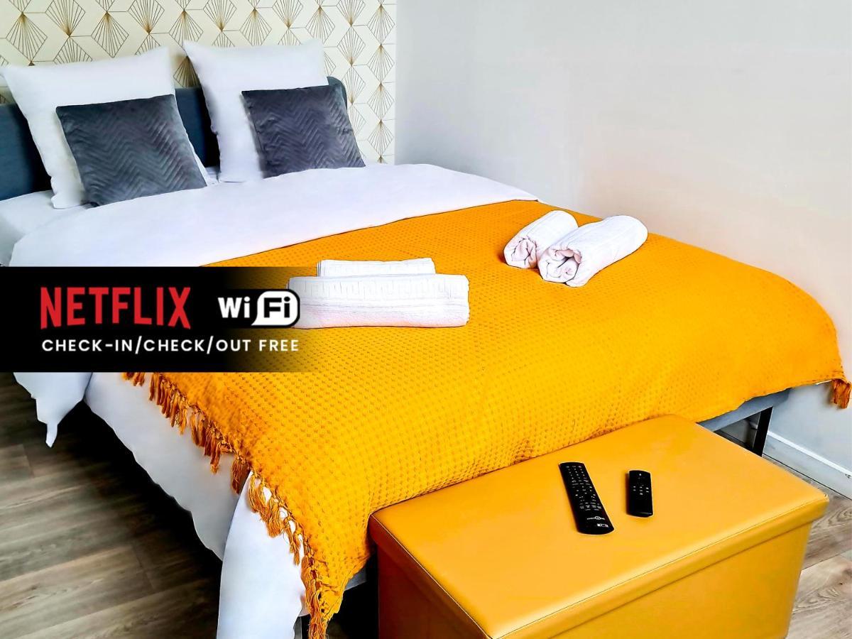 Ng Suitehome - Lille I Tourcoing Winoc - Appartement T2 - Netflix - Wifi - Cuisine - Parking Gratuit Eksteriør bilde